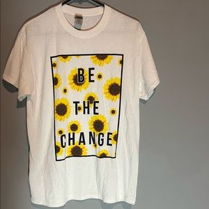 Womens T-Shirt Size Medium